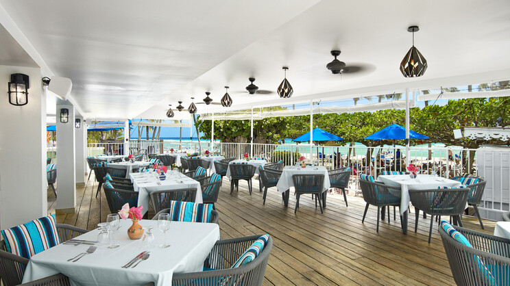 Coconut Court Beach Hotel